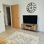 C7502, Spacious 2 Bedroom Flat In Wembley